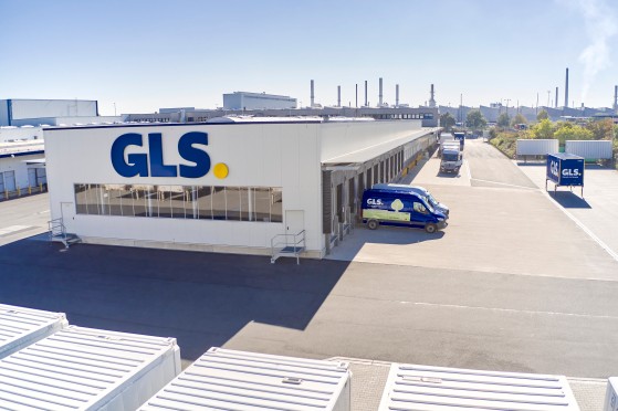 eVan-in-einem-GLS-Depot