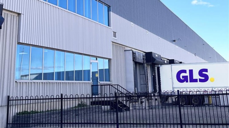 Centre de tri GLS Canada.