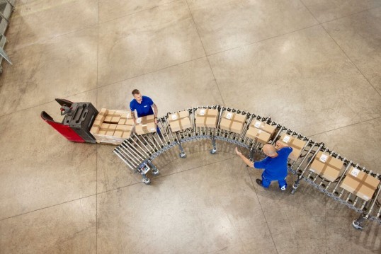 parcel sorting line 